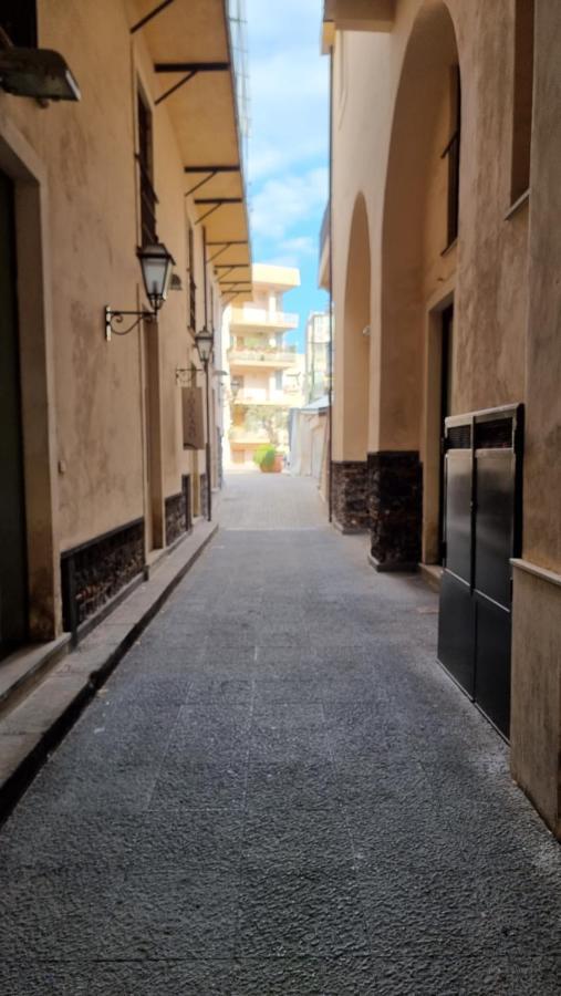 Le Dimore Del Corso II Ad Acireale Fra Catania, Taormina, Il Mare E L'Etna Εξωτερικό φωτογραφία